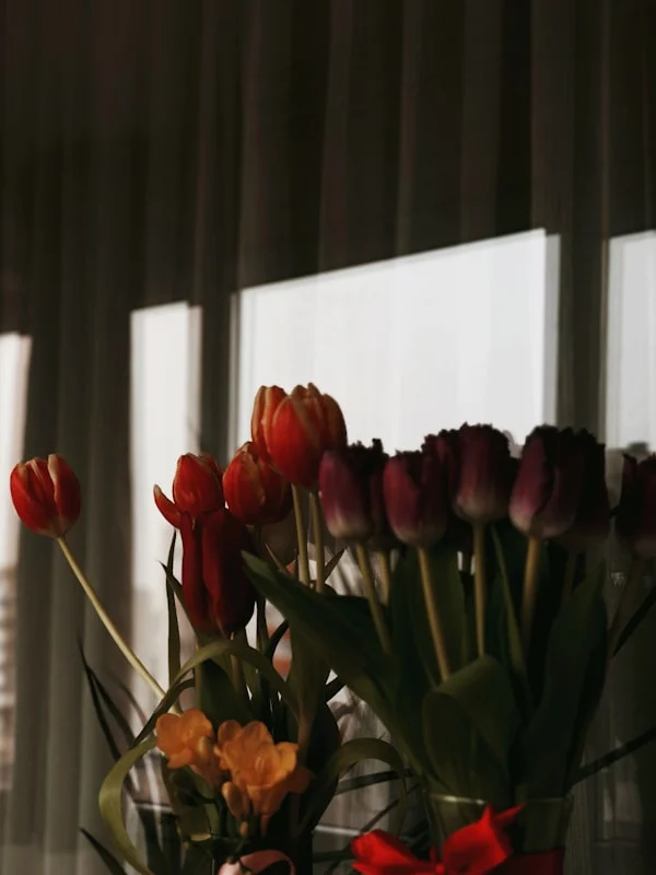 Inspirasi Trend Dekorasi Backdrop Tunangan Kekinian di Rumah